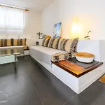 Chez Pacha - Duplex Centrico I 2' Playa I Hasta 5 Huespedes I Equipado I Brava Experience Cadaques