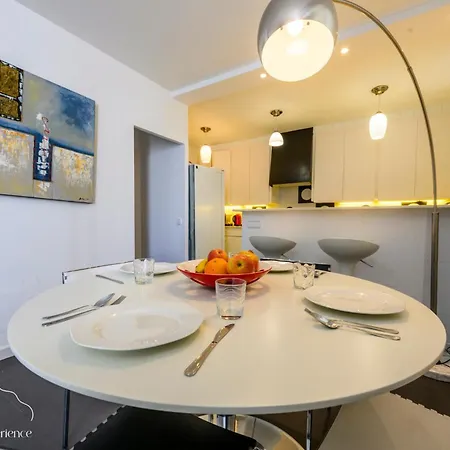 Chez Pacha - Duplex Centrico I 2' Playa I Hasta 5 Huespedes I Equipado I Brava Experience